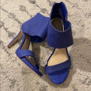 Perfect spring wedding heels!